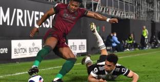 Фулъм - Уувърхемптън 0:1 