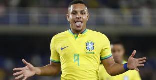 Барса преговаря за нападател на Атлетико Паранаензе