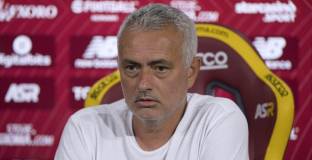 Моуриньо: Лудогорец винаги побеждава в България, няма да е лесно срещу тях