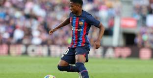 Уулвс е близо до покупката на Фати