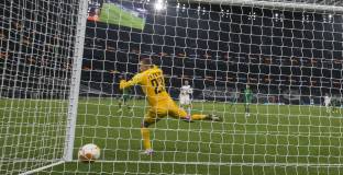 Пламен Илиев цитира Моуриньо в своя защита за гола на Хари Уинкс