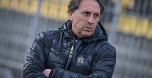 Часове преди НГ - Орела вече не е треньор на Добруджа