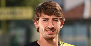 Ботев Пловдив удължи договора на Кристиан Димитров