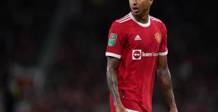  Бербатов посочи кои двама трябва да напуснат Ман Юнайтед