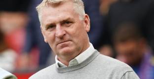  Дийн Смит може да оглави Норич