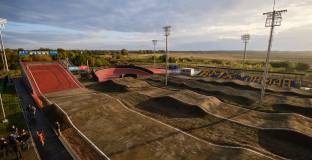   Руските нацисти унищожиха уникален спортен обект