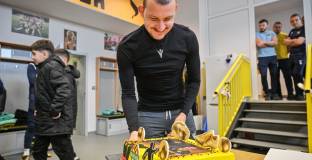 Юноши на Ботев Пд зарадваха Тошко Неделев