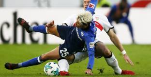 Ранни голове носят победа и второ място за Шалке (видео)