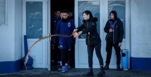 24 футболисти се явиха на първата тренировка на Левски (видео)