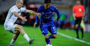 Красив гол провали Левски срещу 10 от Лудогорец