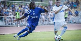 Станислав Генчев дебютира с победа начело на Левски