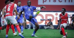 Неприятни новини за Левски - Сангаре аут за неизвестен период от време