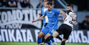 Левски разби Локо Пловдив, Попето дразни феновете на 