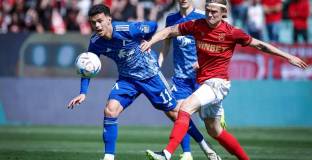 От Левски поискаха дербитата с ЦСКА да се играят без гостуващи фенове