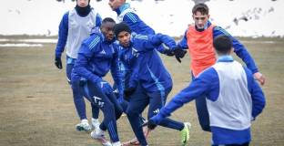 Левски с всички нови срещу Спартак Варна