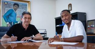 Официално: Левски подписа с португалец (видео)