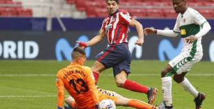 Атлетико се върна на победния път с бой срещу Елче (видео)