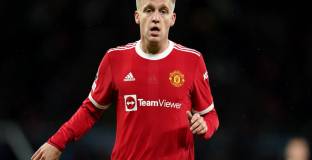  Ван де Бек отказал на Нюкасъл