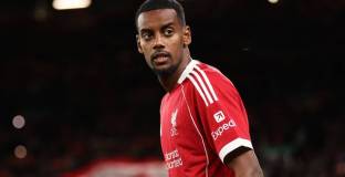 Олдридж: Повече никакви извинения за Исак