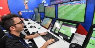 Системата за видеоарбитраж (VAR) и отсъжданията на Световното първенство