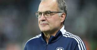 Биелса ще лети за Лондон, за да преговаря с Евертън