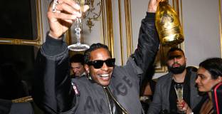 Рапър и бивш съветник на Тръмп ще купуват клуб в Англия