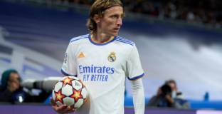 Рио: Незаконно е Модрич да играе така