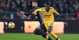 Юве взе дербито срещу Наполи