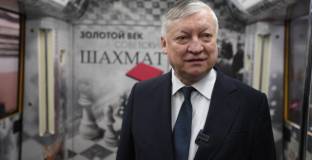 Включиха Карпов на изкуствено дишане