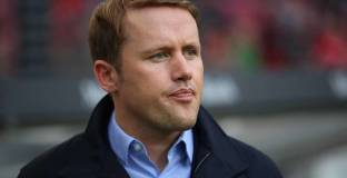 Спортният директор на Волфсбург отива в Хъдърсфийлд 