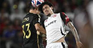 Фламенго спечели своята група