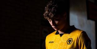 Уулвс привлече чешки национал 