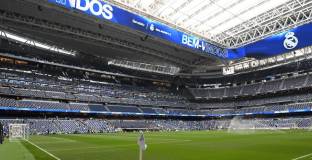 Феновете на Реал Мадрид и Еспаньол скандираха обиди към  Барса