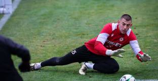 Дюлгеров с позиция за скандала