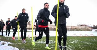 Делова: Ние сме ЦСКА и всеки мач излизаме за победа