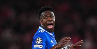 Бивш съдия за Винисиус: Провокира насилие, а после играе жертвата