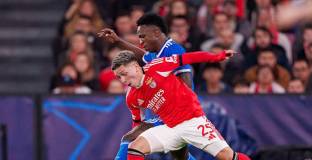 Престиани твърди, че Винисиус го нарекъл „джудже“ 