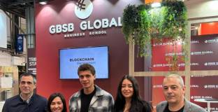 Абделкарим – талант на Барселона, който се отличава и в училище