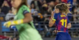 Съблекалнята на женския отбор на Барса все още не е готова за мача с Реал Мадрид