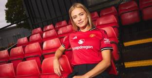 Тежката реалност за Фридолина Ролфьо в Манчестър Юнайтед