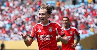 Бенфика, Аякс и Челси са водещи по приходи от академии в Европа