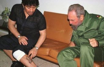 2001 г. Марадона с Фидел Кастро.