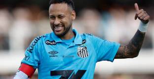 Сантош продължи с Неймар