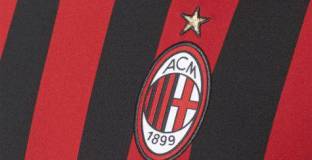 Директор на Милан: Договорът с новия спонсор е по-изгоден със стария 