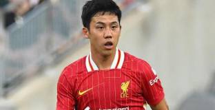 Ендо няма намерение да напуска Ливърпул