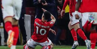 Ман Сити се препъна срещу Нотингам Форест и изостана на 7 точки от върха