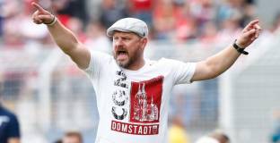  Кьолн продължи с Баумгарт