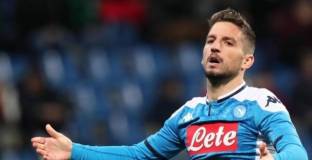 Мертенс се подложи на операция