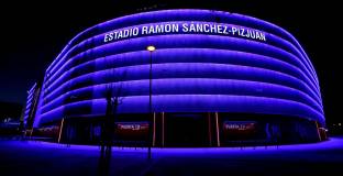 Севиля последва Челси с победа над Рен