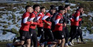 ЦСКА пристигна в Анталия